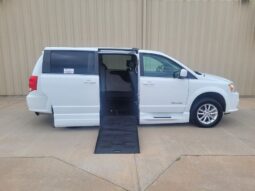 Dodge Grand Caravan SXT KR519361
