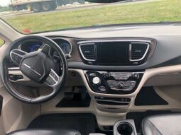 Chrysler Pacifica Touring L JR365486