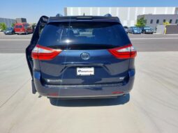 
										Toyota Sienna XLE JS937162 full									