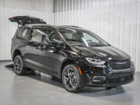 Chrysler Pacifica Touring L