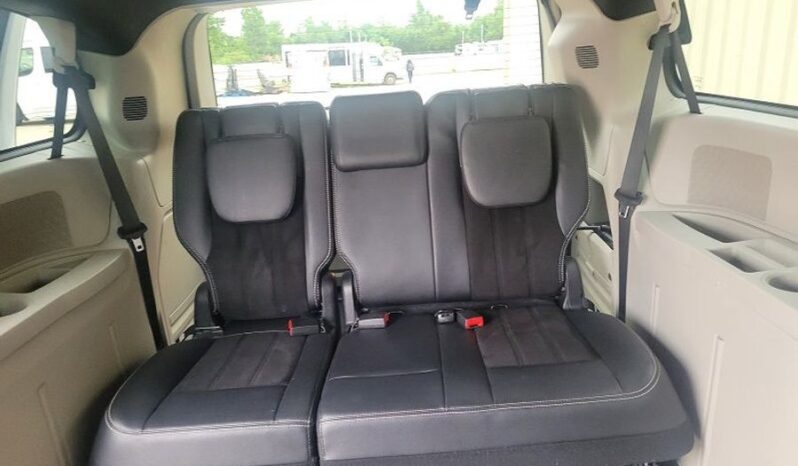 
								Dodge Grand Caravan SXT KR519361 full									