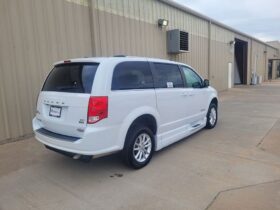 Dodge Grand Caravan SXT KR519361