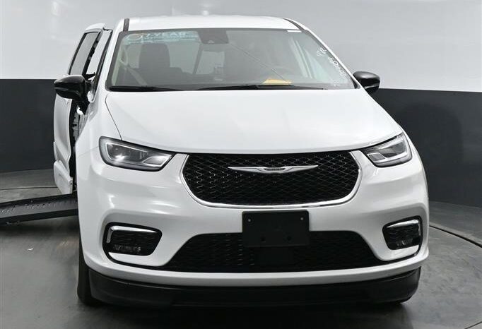 
								Chrysler Pacifica PCTOURING L RR204489 full									