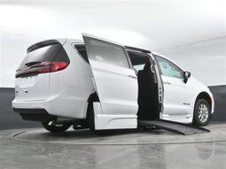 
										Chrysler Pacifica PCTOURING L RR204489 full									