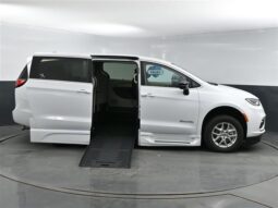 Chrysler Pacifica PCTOURING L RR204489