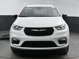 
										Chrysler Pacifica PCSELECT SR500796 full									