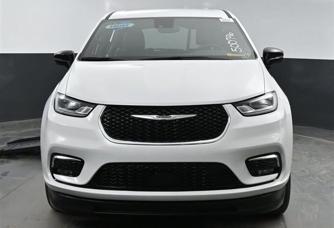 
								Chrysler Pacifica PCSELECT SR500796 full									