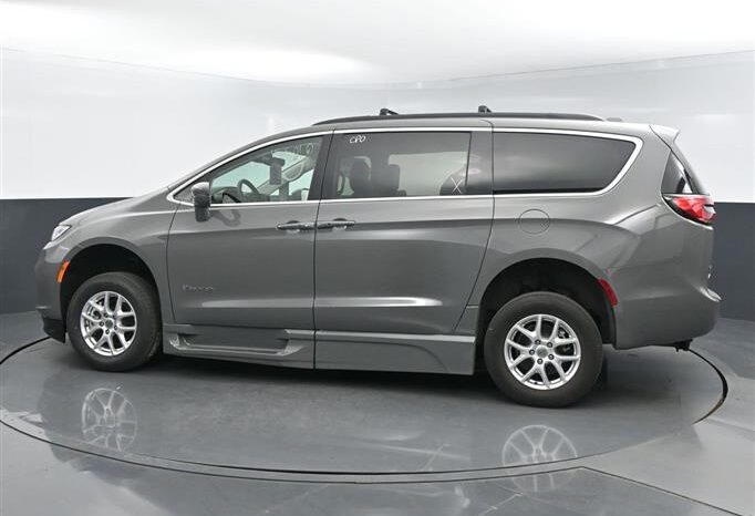 
								Chrysler Pacifica PCTOURING L NR186130 full									