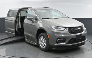 Chrysler Pacifica PCTOURING L NR186158