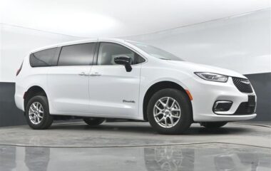 Chrysler Pacifica PCTOURING RR119039