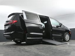 
										Chrysler Pacifica PCSELECT SR500928 full									