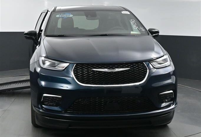 
								Chrysler Pacifica PCSELECT SR586340 full									