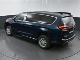
										Chrysler Pacifica PCSELECT SR586340 full									