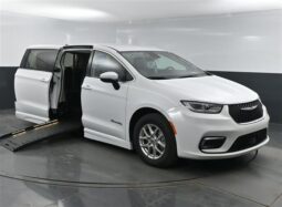 Chrysler Pacifica PCSELECT SR517400