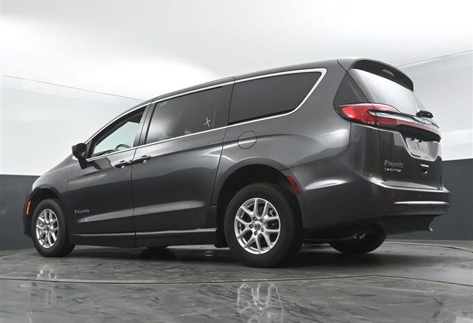 
								Chrysler Pacifica PCTOURING PR581597 full									