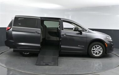 Chrysler Pacifica PCTOURING PR581597