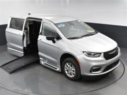 Chrysler Pacifica PCTOURING L RR146789
