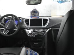 
										Chrysler Pacifica PCSELECT SR515916 full									