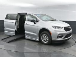 Chrysler Pacifica PCTOURING L RR144025