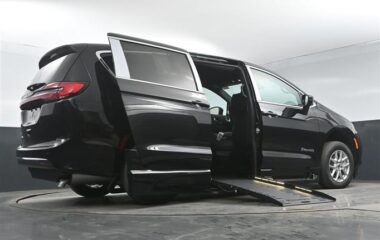 Chrysler Pacifica PCSELECT SR515926