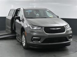 
										Chrysler Pacifica PCSELECT SR524903 full									