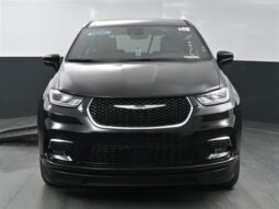 
										Chrysler Pacifica PCSELECT SR524917 full									