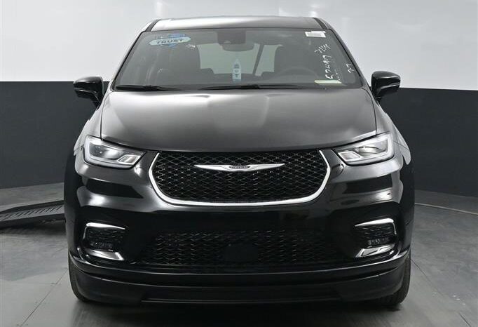 
								Chrysler Pacifica PCSELECT SR524917 full									