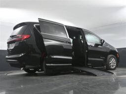 Chrysler Pacifica PCSELECT SR524917