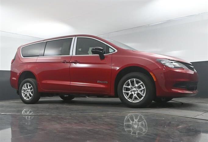 
								Chrysler Voyager LX SR570894 full									