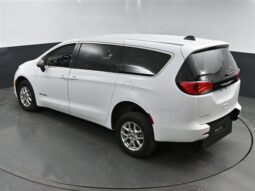 
										Chrysler Voyager LX PR595942 full									
