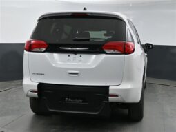 
										Chrysler Voyager LX PR595942 full									