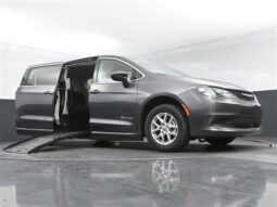 Chrysler Voyager LX NR225573