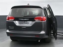 Chrysler Voyager LX NR225573
