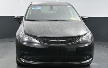 Chrysler Voyager LX NR203467