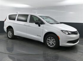 Chrysler Voyager LX SR597502