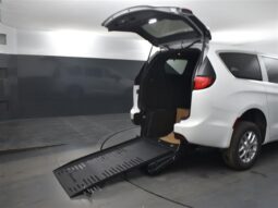 Chrysler Voyager LX SR597502