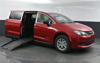 Chrysler Voyager LX SR556838