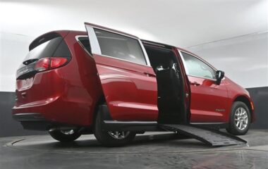 Chrysler Voyager LX SR556838