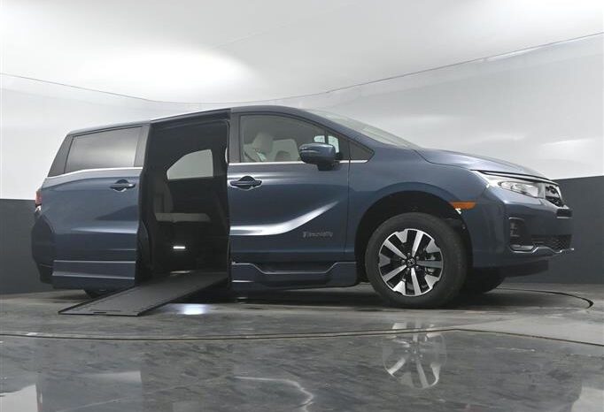
								Honda Odyssey EX-L SB068743 full									