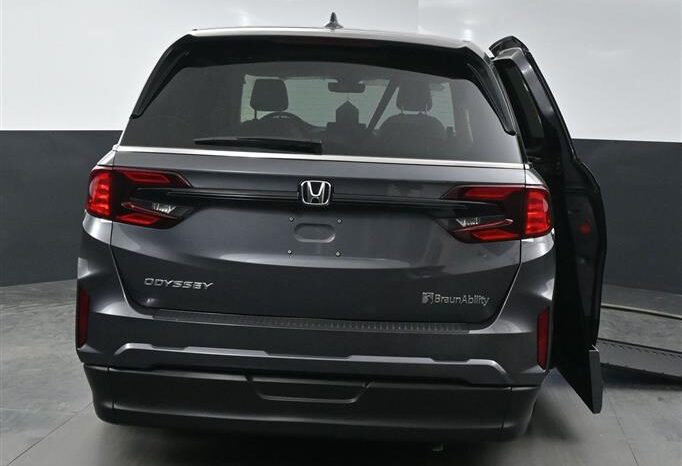 
								Honda Odyssey EX-L SB031849 full									