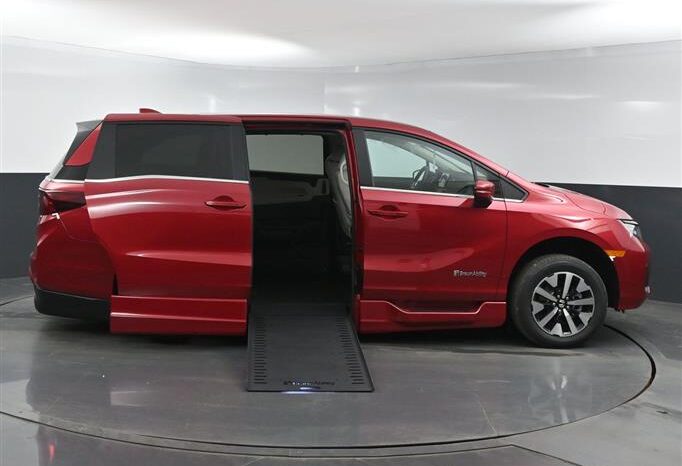 
								Honda Odyssey EX-L SB067565 full									