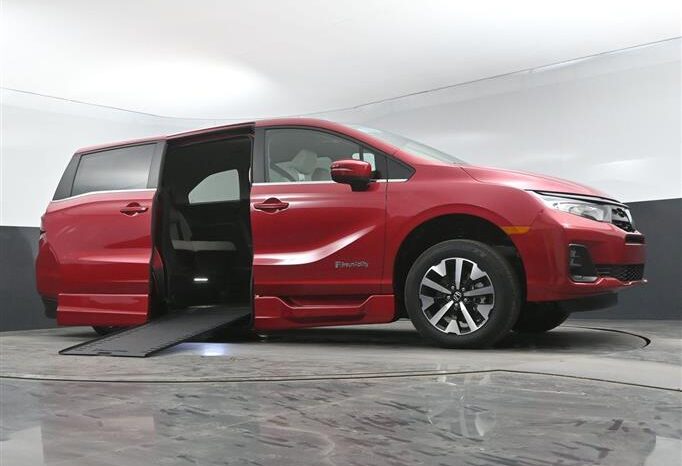 
								Honda Odyssey EX-L SB040567 full									