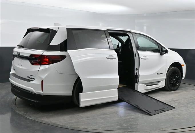 
								Honda Odyssey SPORT SB013287 full									