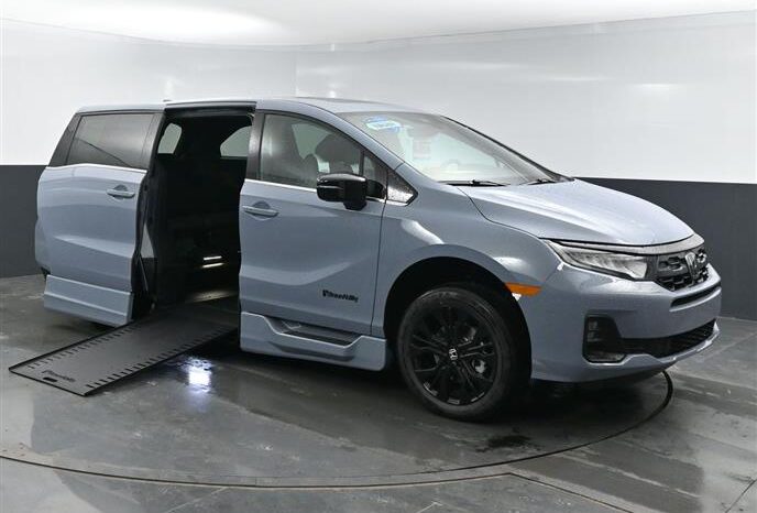 
								Honda Odyssey SPORT SB063830 full									