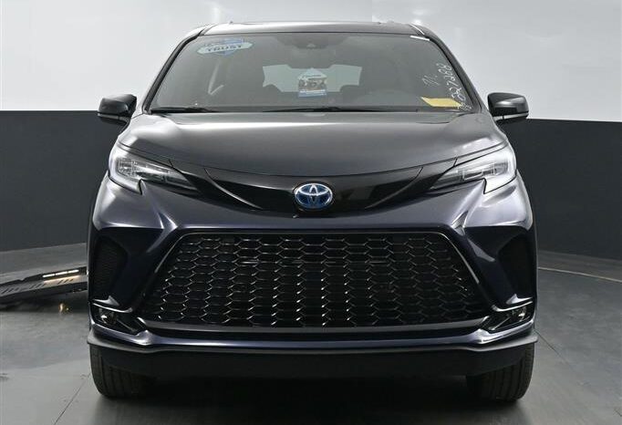 
								Toyota Sienna SPORT SS227288 full									