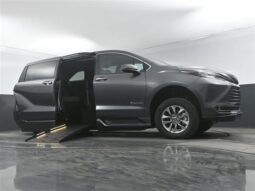 
										Toyota Sienna XLE SS237785 full									