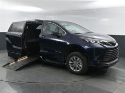 Toyota Sienna XLE SS243894