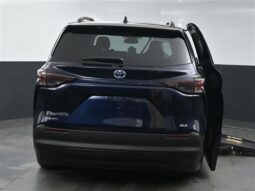 
										Toyota Sienna XLE SS243894 full									