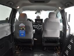 Toyota Sienna LE SS238574