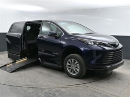 
										Toyota Sienna LE SS237239 full									